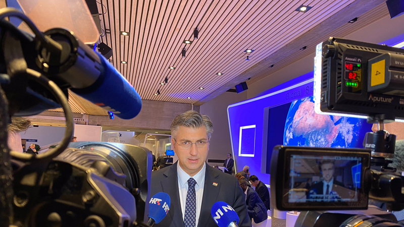 Unija mora pokazati vodstvo u načinu upravljanja svijetom i učiniti stvari za interes njezinih kompanija i građana